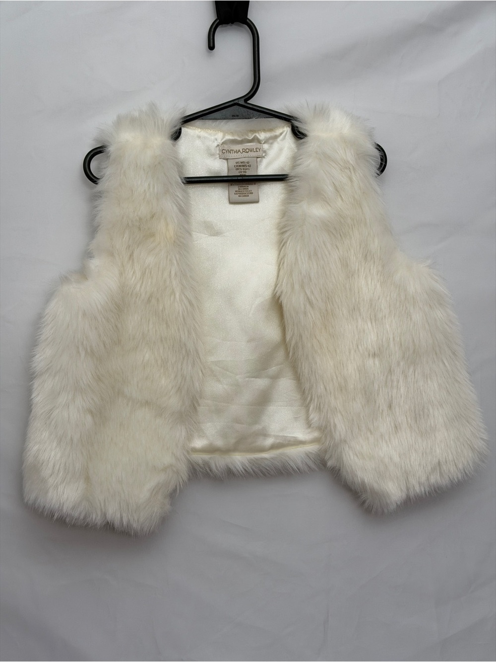 Cynthia Rowley Girls' Off-White Faux Fur Vest